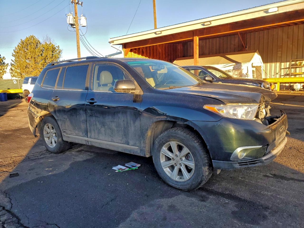 2012 TOYOTA HIGHLANDER BASE photo 4