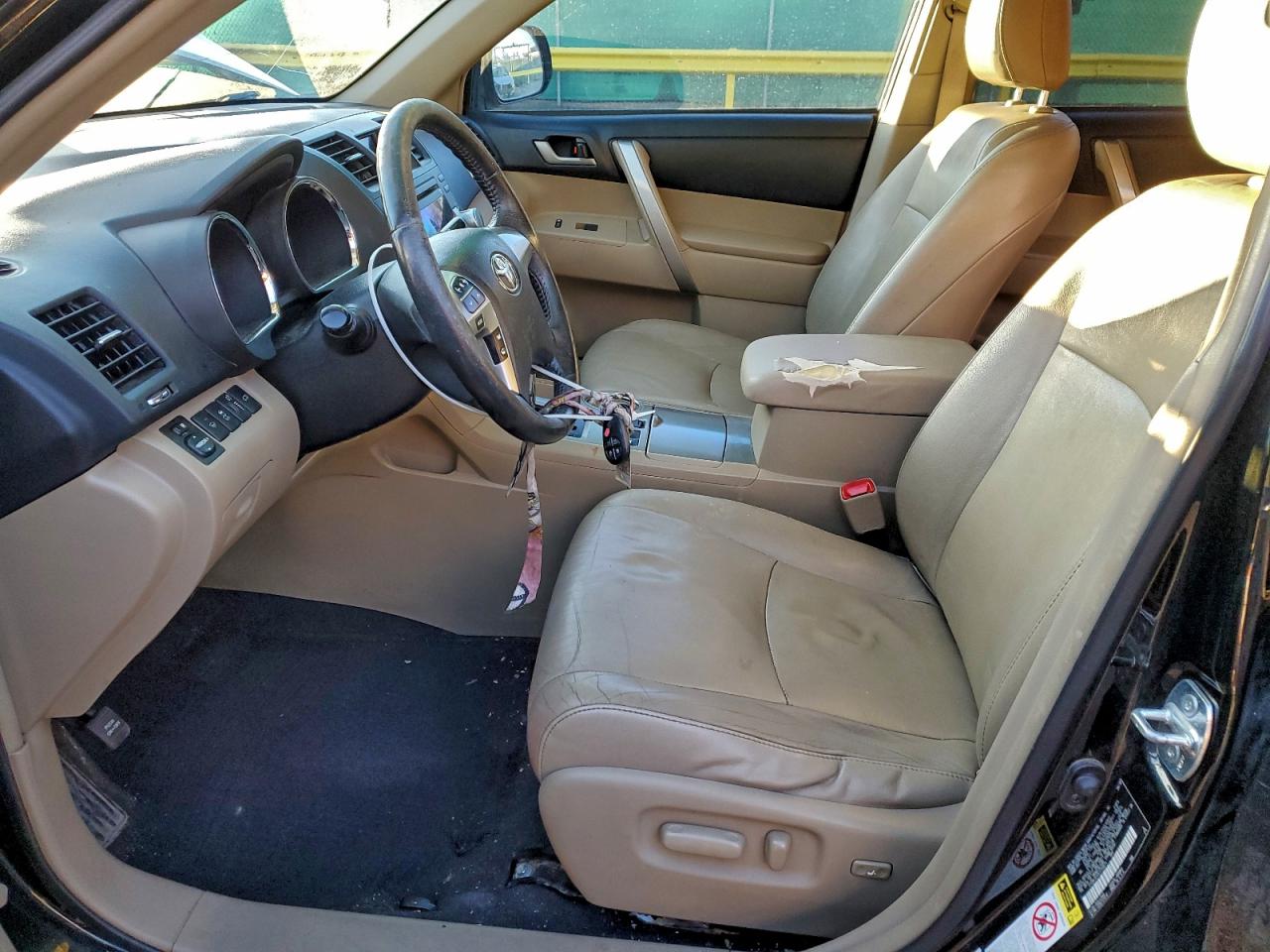 2012 TOYOTA HIGHLANDER BASE photo 7