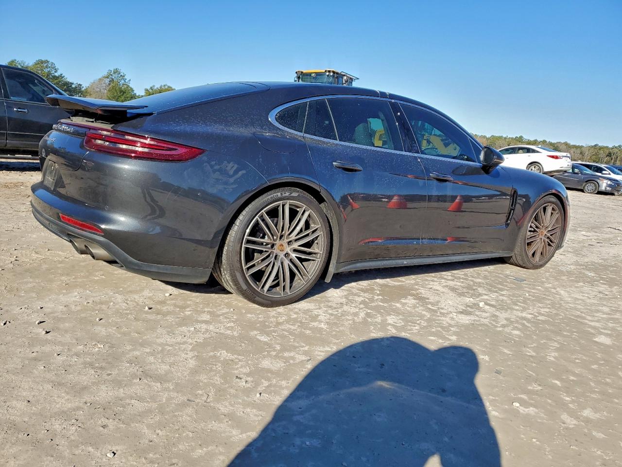2018 PORSCHE PANAMERA 4S photo 3