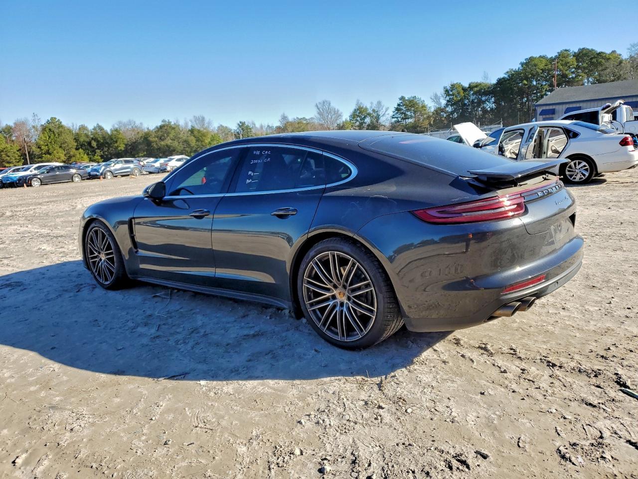 2018 PORSCHE PANAMERA 4S photo 2