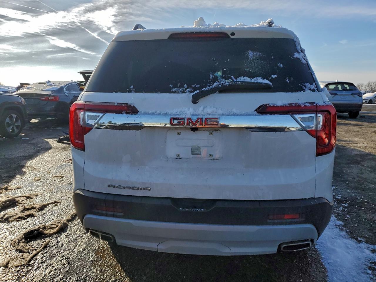 2023 GMC ACADIA SLT photo 6