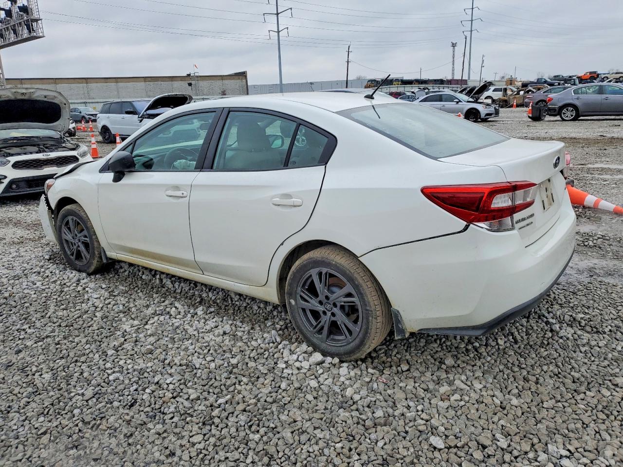 2019 SUBARU IMPREZA photo 2