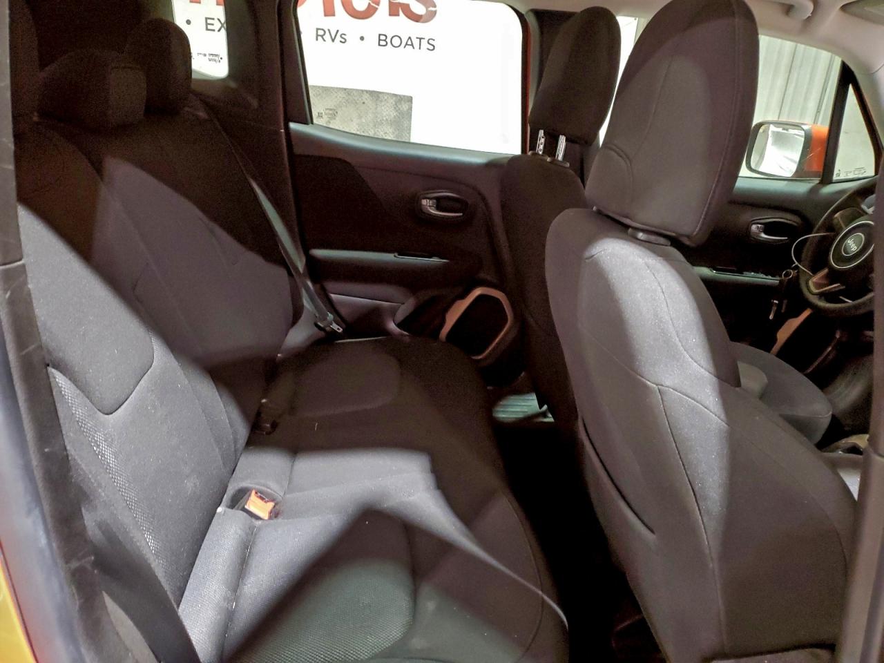 2015 JEEP RENEGADE LATITUDE photo 11