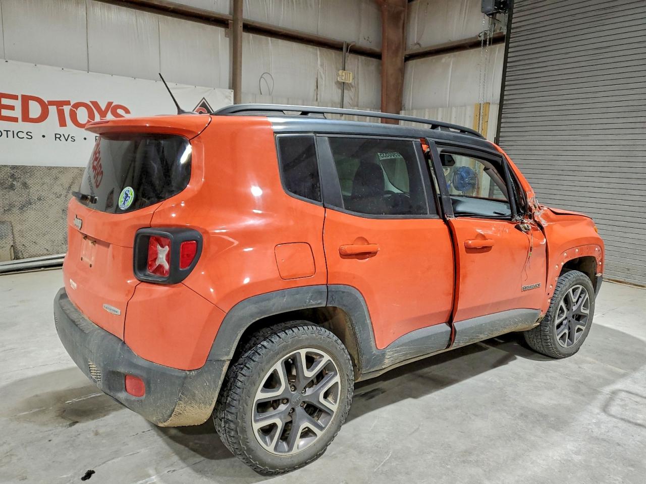 2015 JEEP RENEGADE LATITUDE photo 3