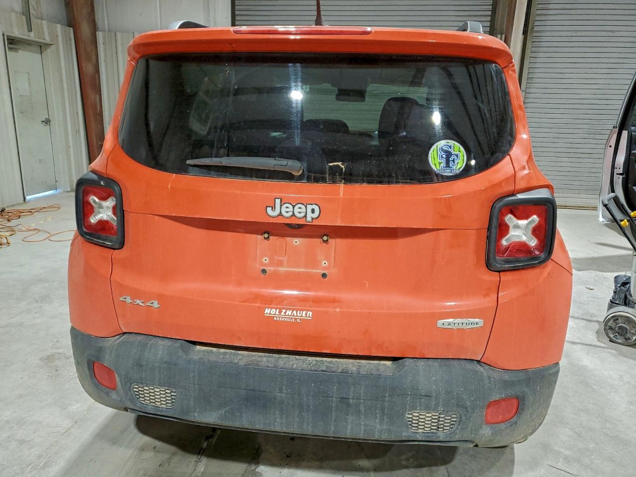 2015 JEEP RENEGADE LATITUDE photo 6