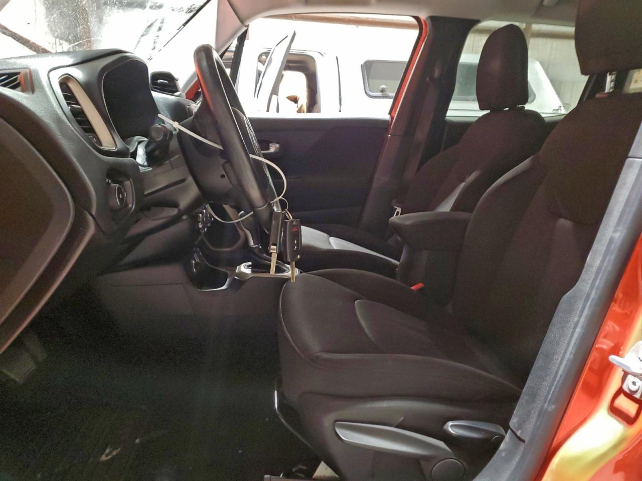 2015 JEEP RENEGADE LATITUDE photo 7