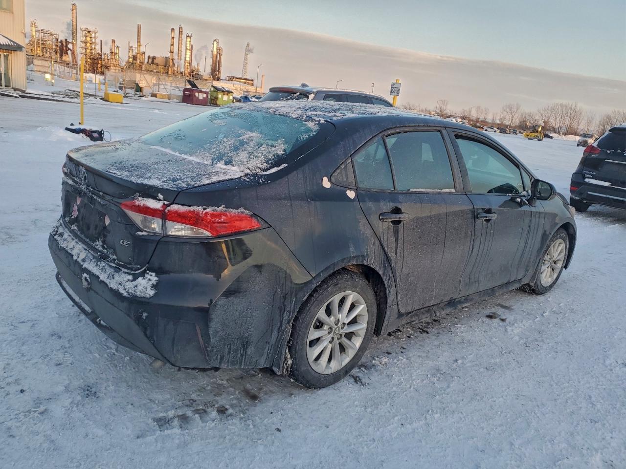 2020 TOYOTA COROLLA LE photo 3
