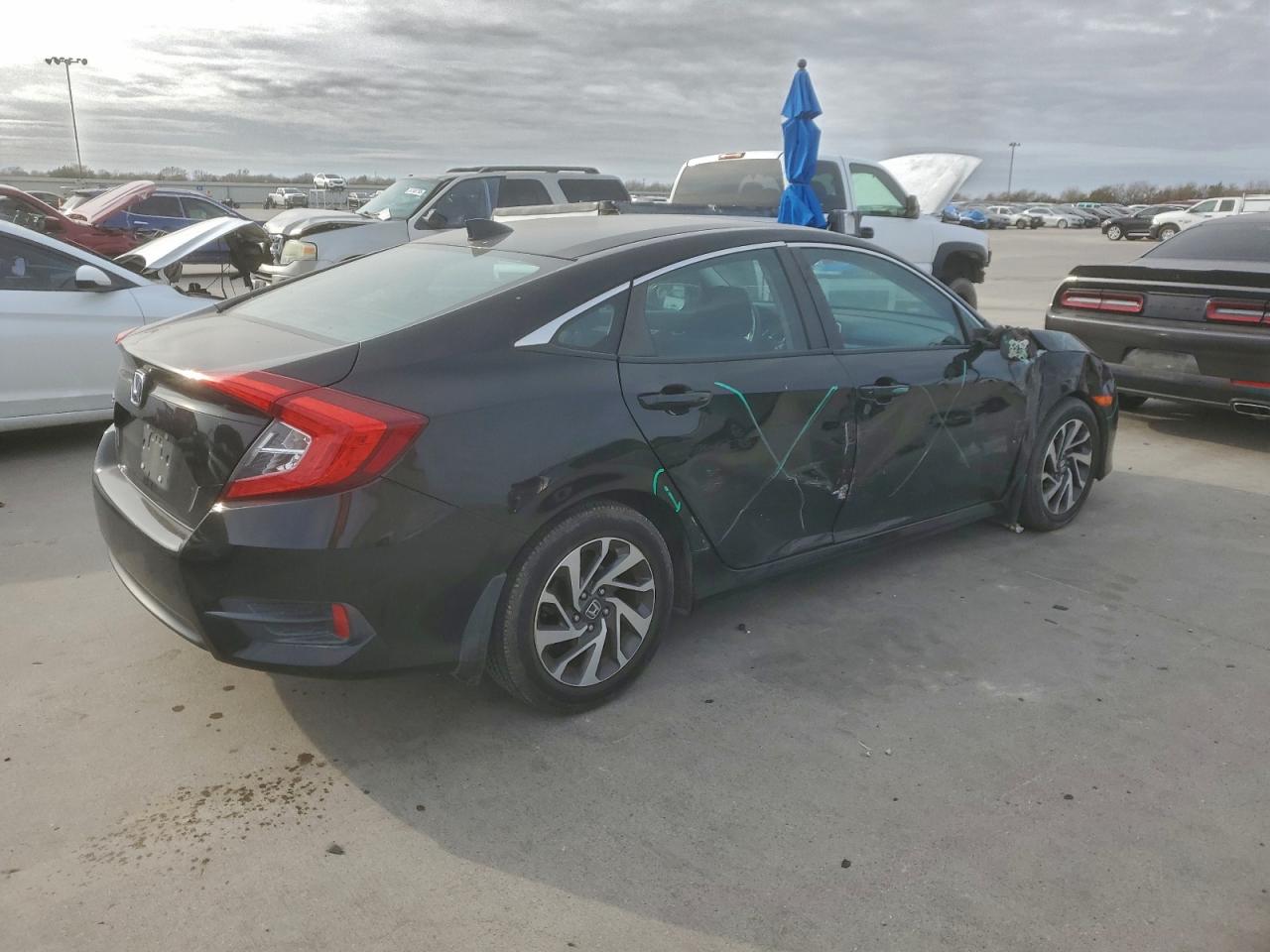 2017 HONDA CIVIC EX photo 3