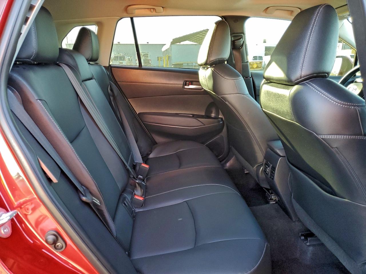 2022 TOYOTA COROLLA CROSS XLE photo 11