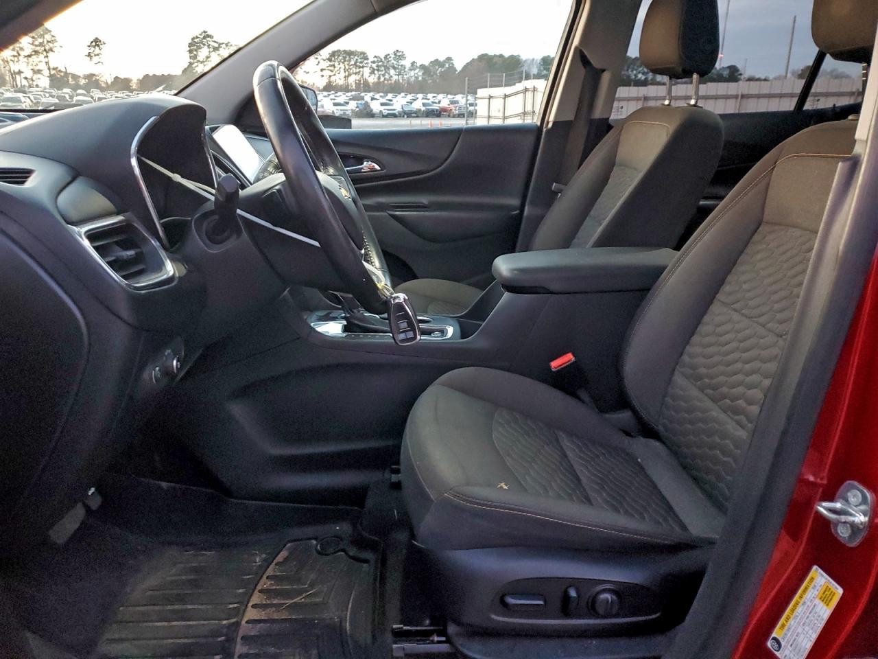 2018 CHEVROLET EQUINOX LT photo 7