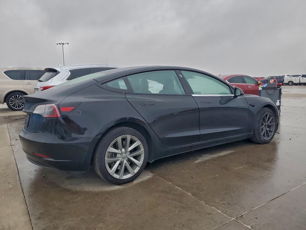 2023 TESLA MODEL 3 photo 3