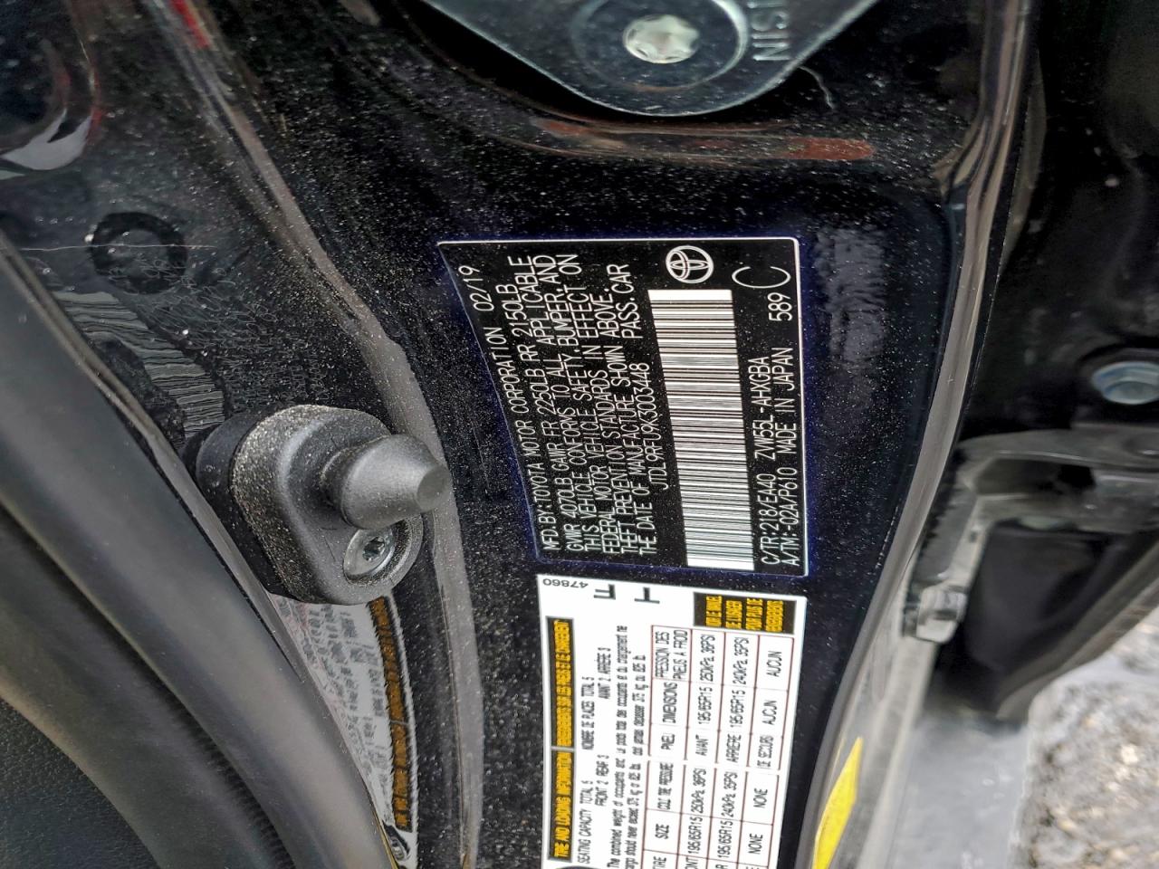 2019 TOYOTA PRIUS photo 12