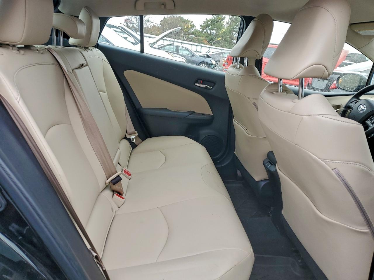 2019 TOYOTA PRIUS photo 10