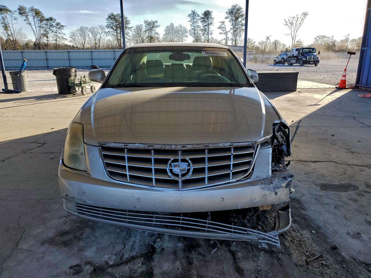 2009 CADILLAC DTS photo 5