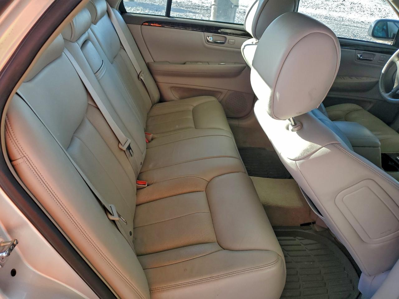 2009 CADILLAC DTS photo 10