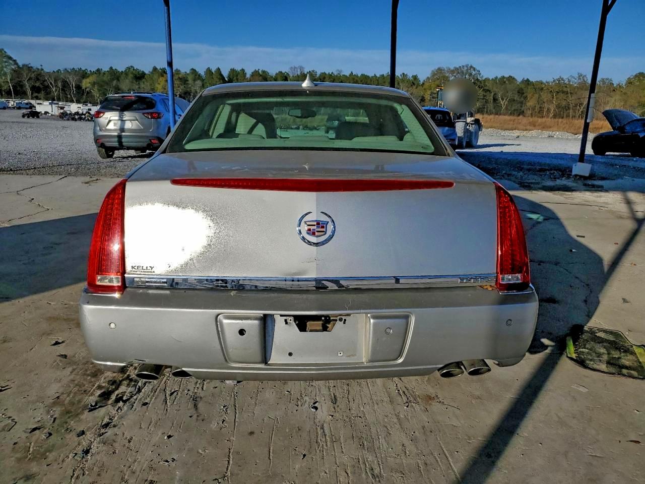 2009 CADILLAC DTS photo 6