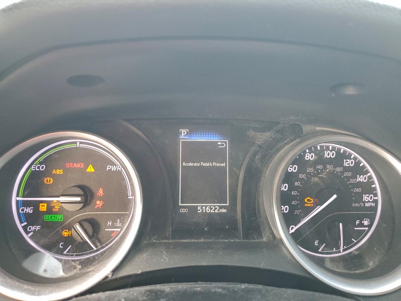 2021 TOYOTA CAMRY LE photo 33