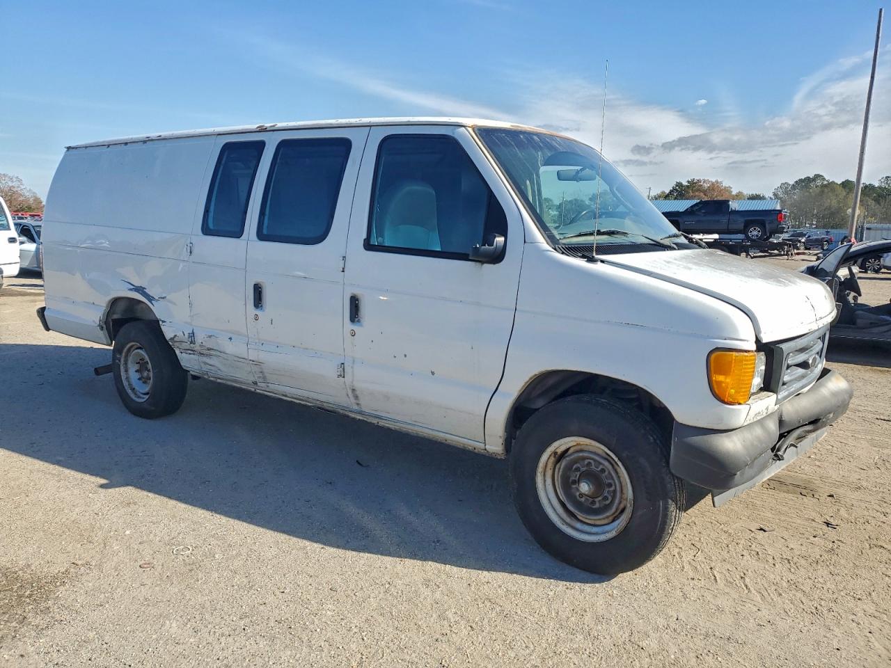 2003 FORD E250 DELIVERY VAN photo 4