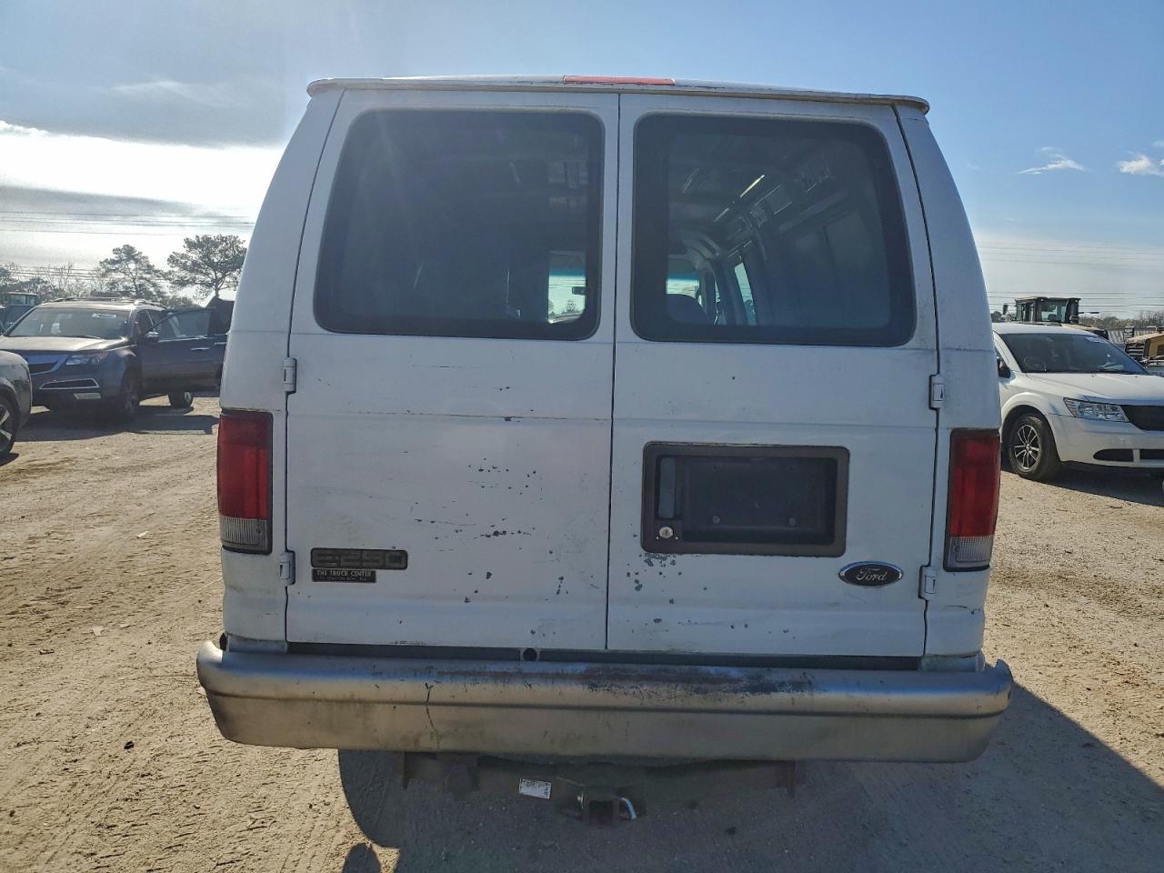 2003 FORD E250 DELIVERY VAN photo 6