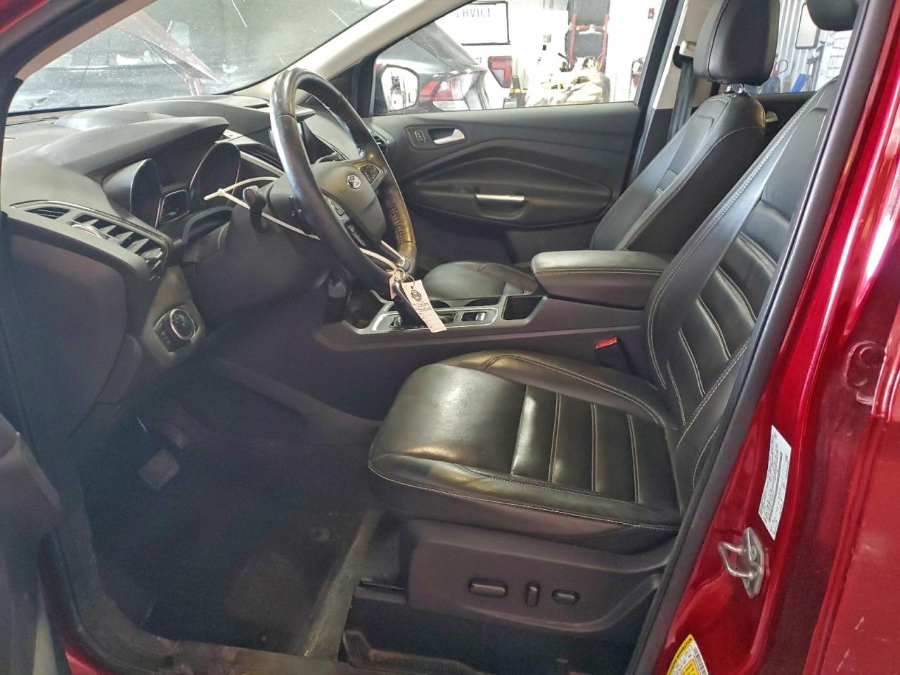 2017 FORD ESCAPE TITANIUM photo 19