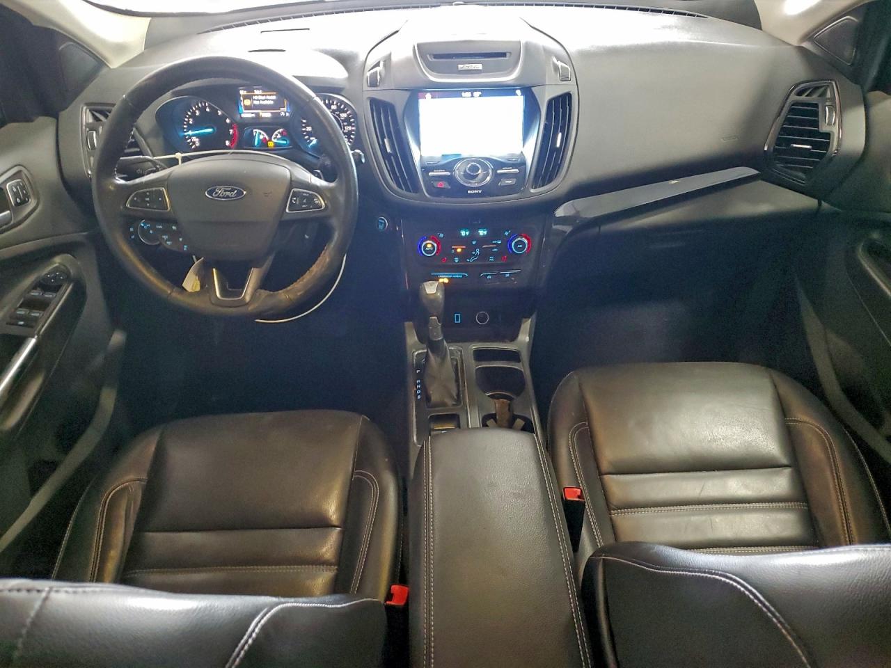 2017 FORD ESCAPE TITANIUM photo 22