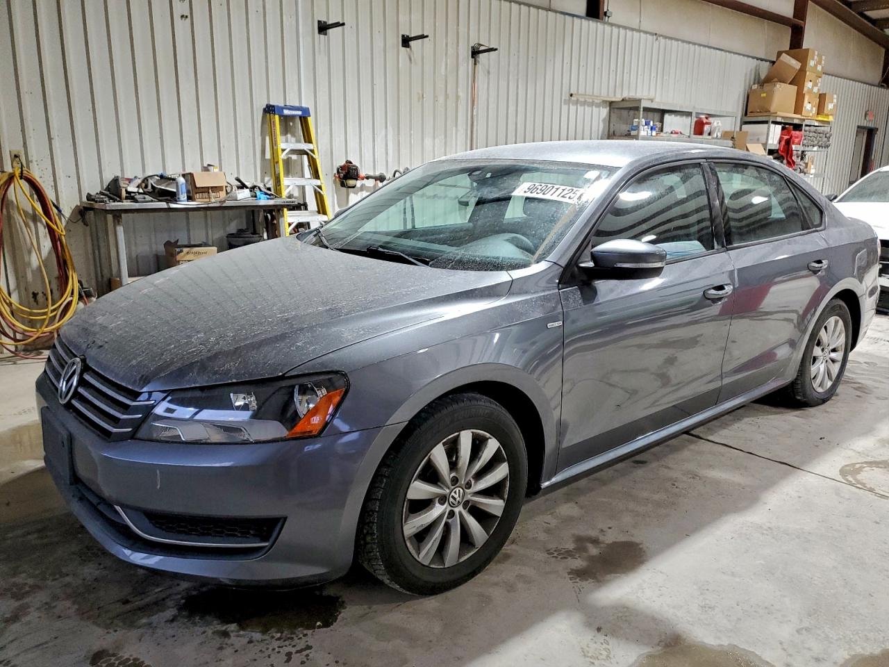 2015 VOLKSWAGEN PASSAT