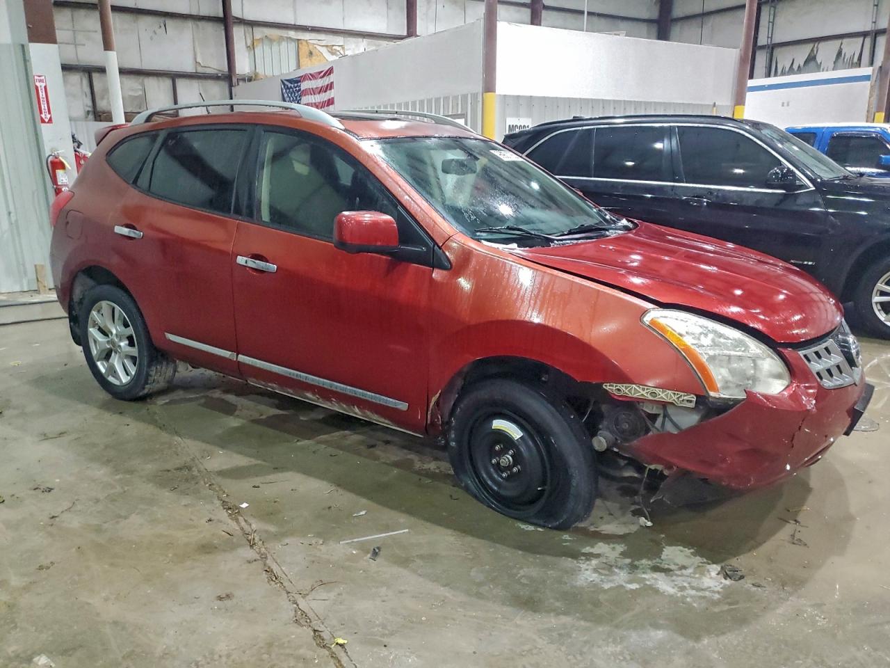 2013 NISSAN ROGUE S photo 4