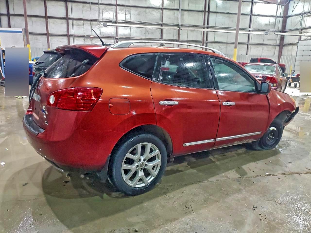 2013 NISSAN ROGUE S photo 3