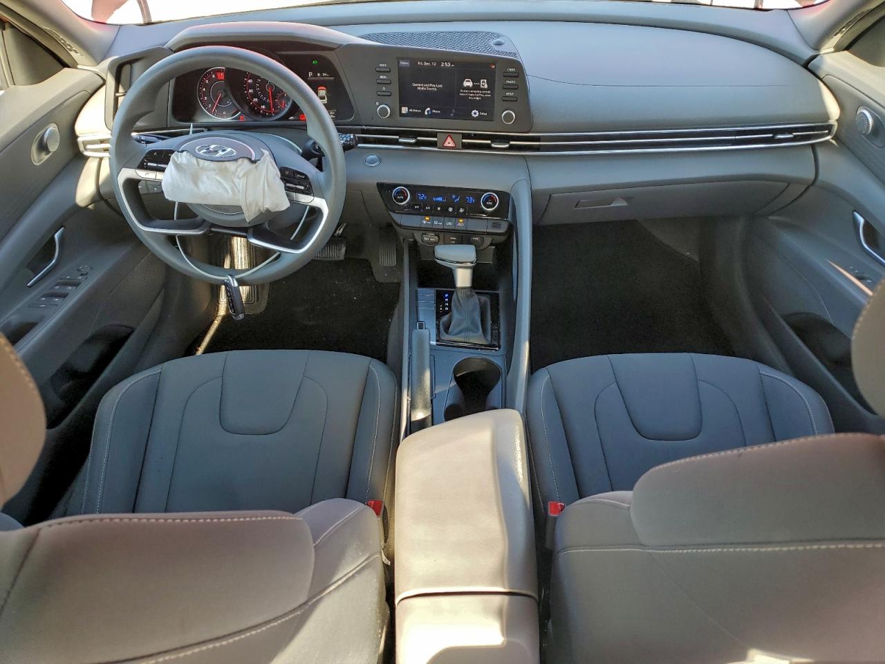 2023 HYUNDAI ELANTRA SEL photo 15