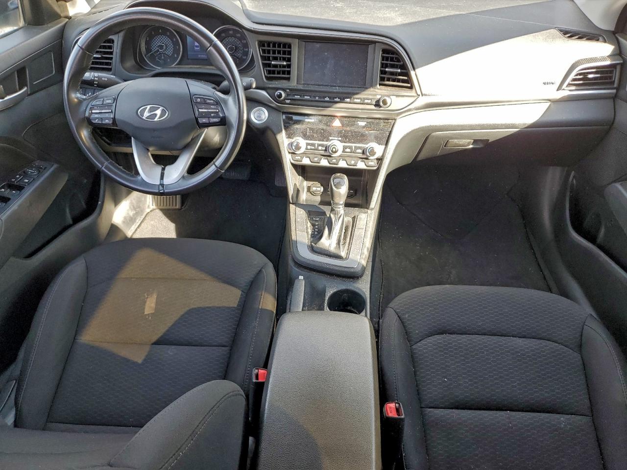 2019 HYUNDAI ELANTRA SEL photo 15