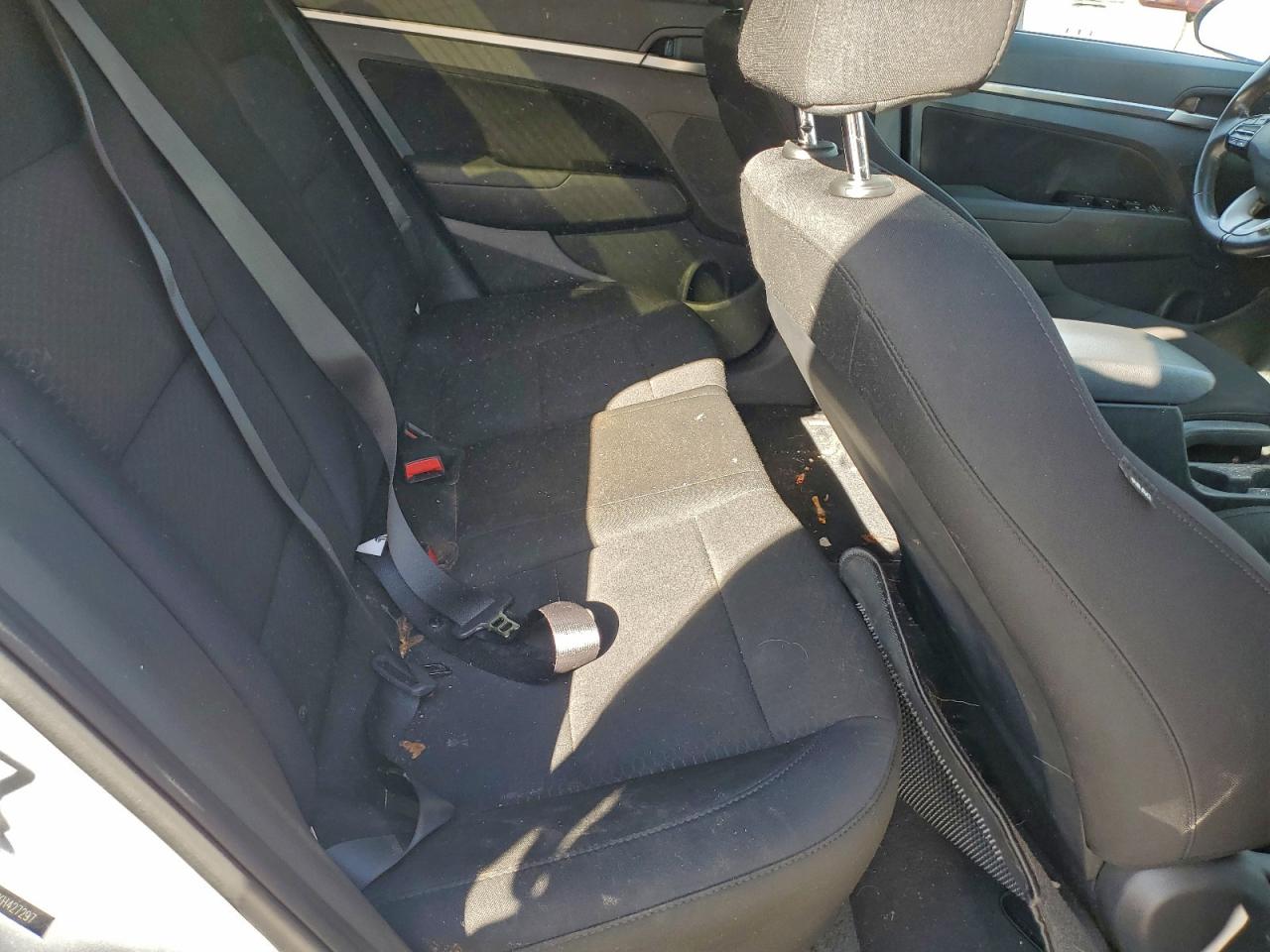 2019 HYUNDAI ELANTRA SEL photo 19