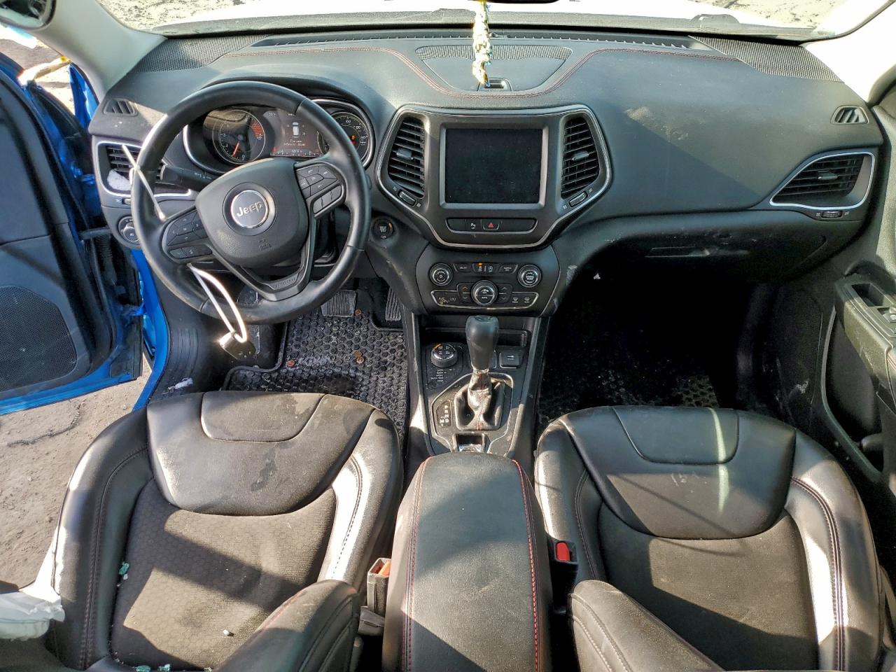 2019 JEEP CHEROKEE TRAILHAWK photo 8
