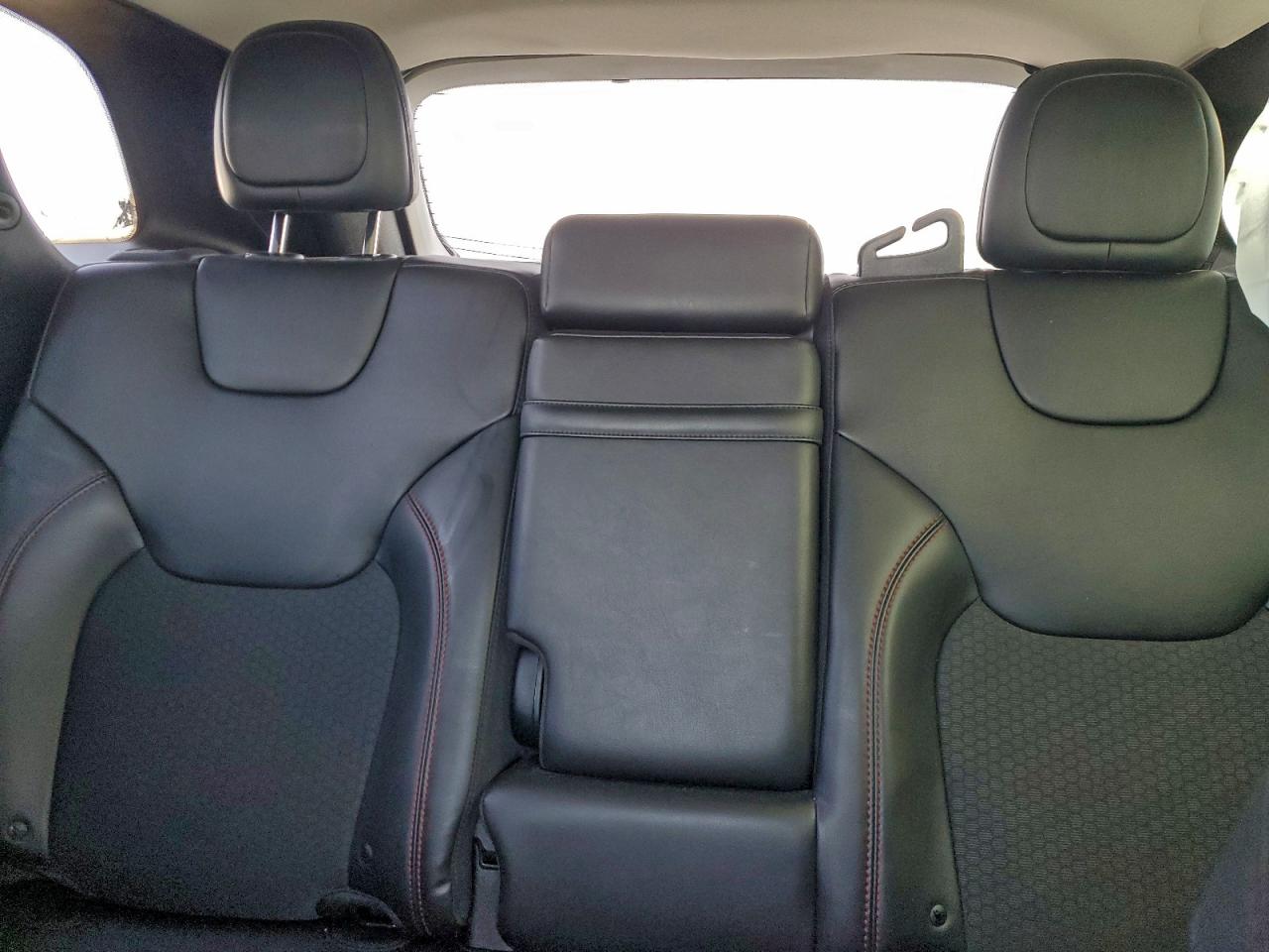 2019 JEEP CHEROKEE TRAILHAWK photo 10