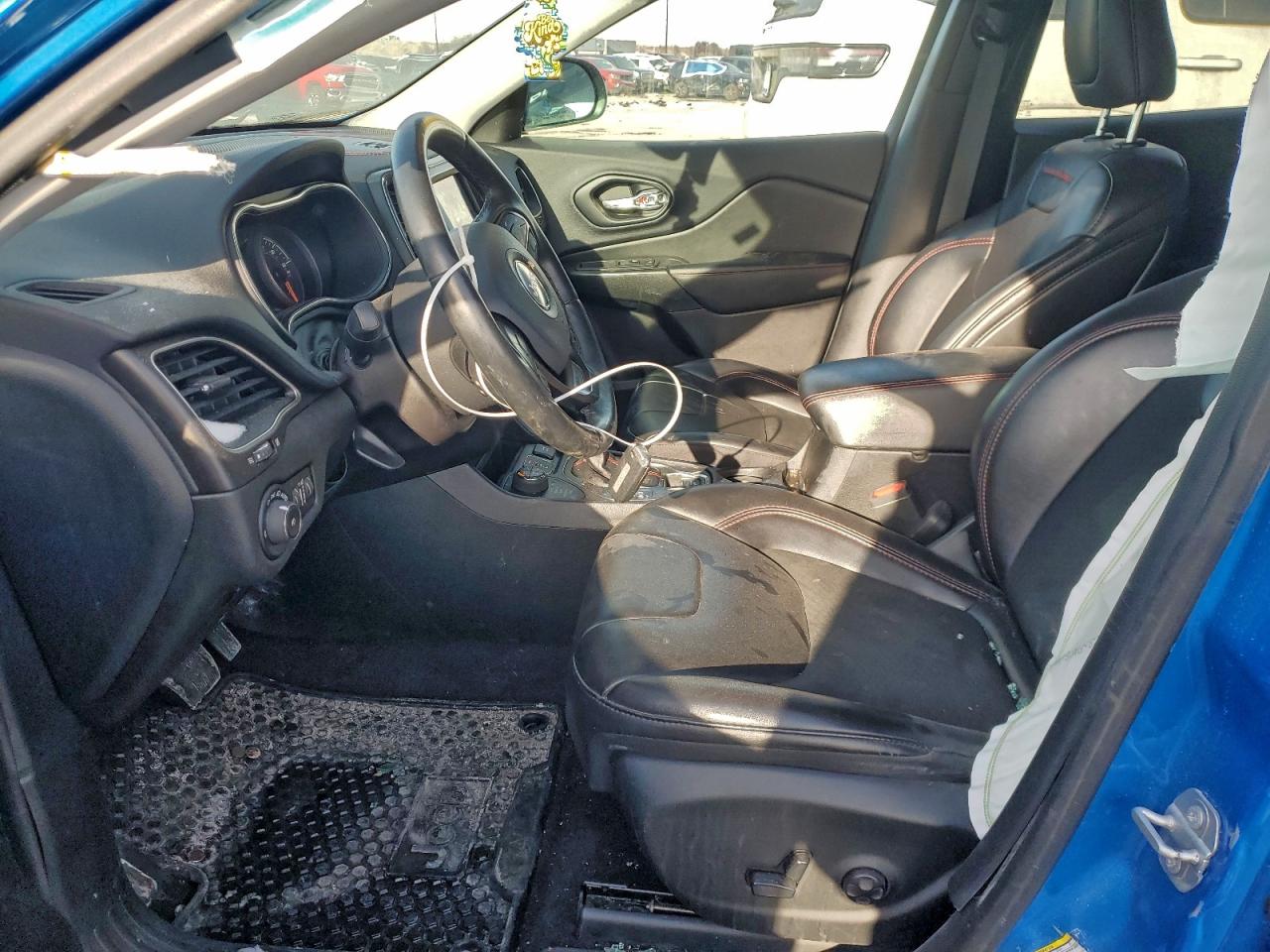 2019 JEEP CHEROKEE TRAILHAWK photo 7