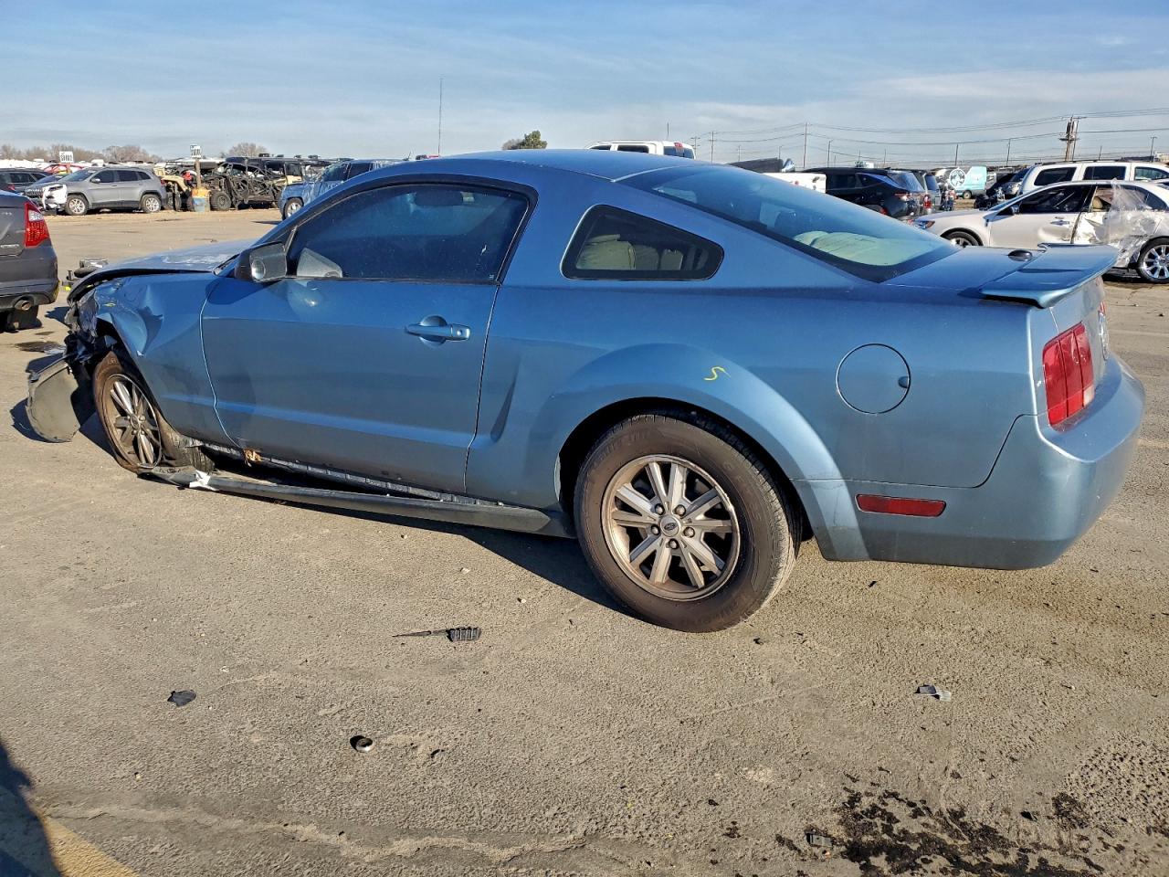 2007 FORD MUSTANG photo 2