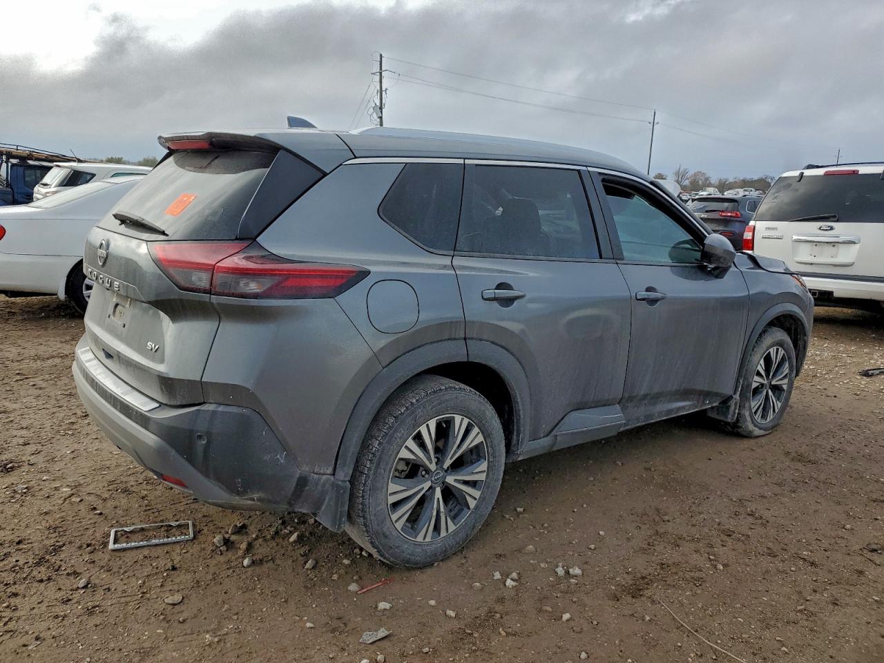 2023 NISSAN ROGUE SV photo 3