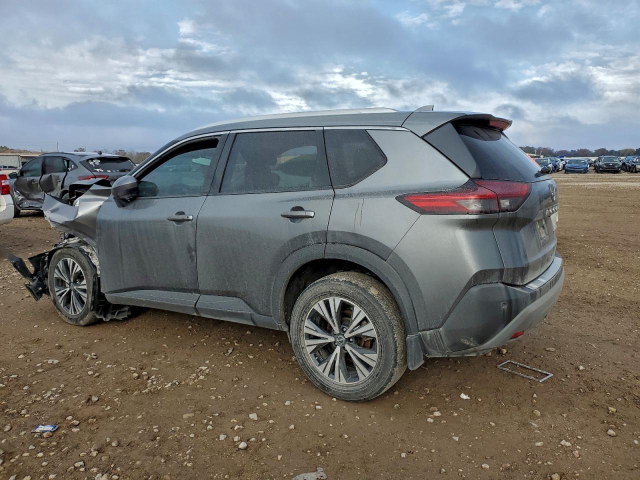 2023 NISSAN ROGUE SV photo 2