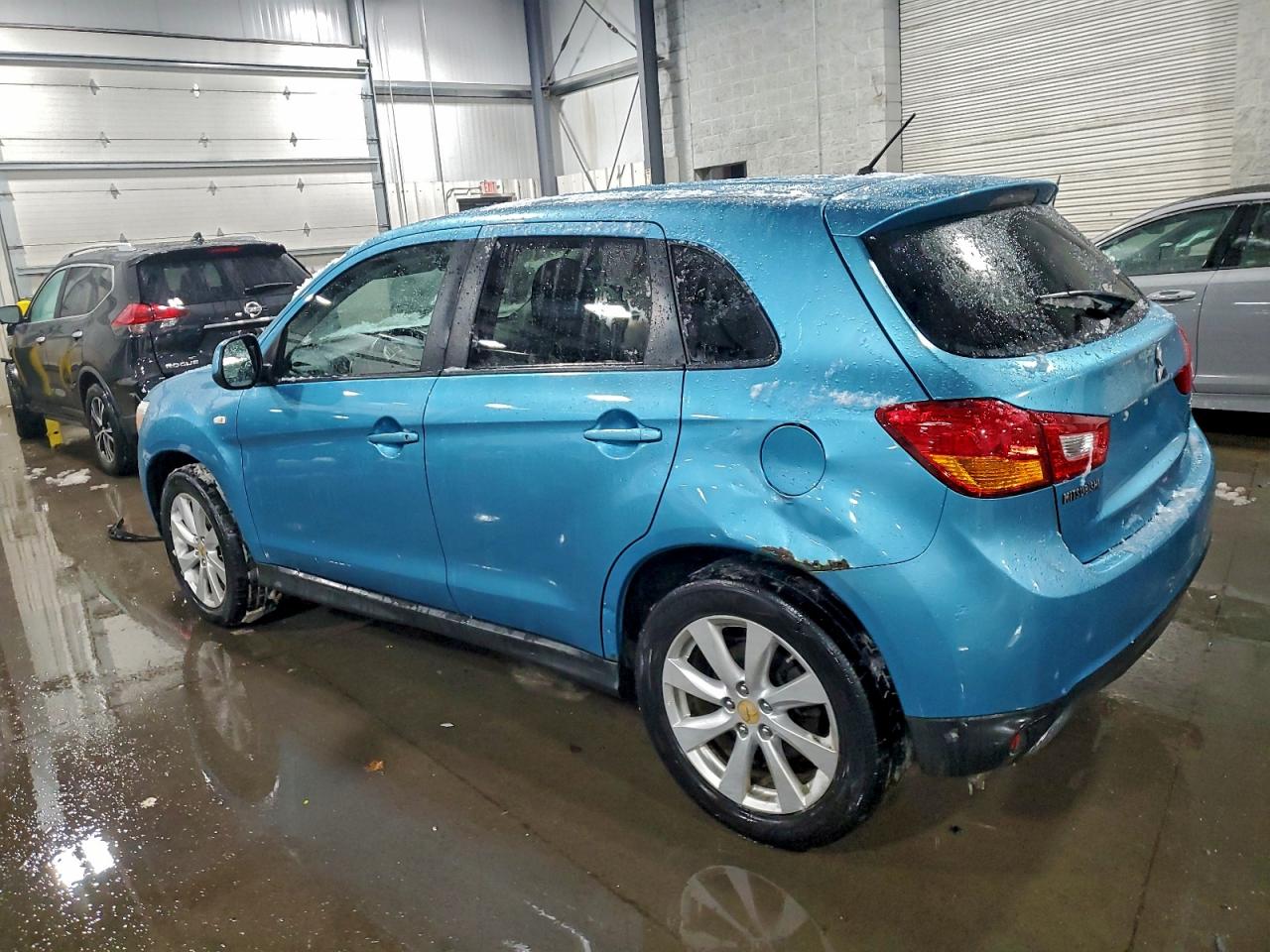 2013 MITSUBISHI OUTLANDER SPORT ES photo 2