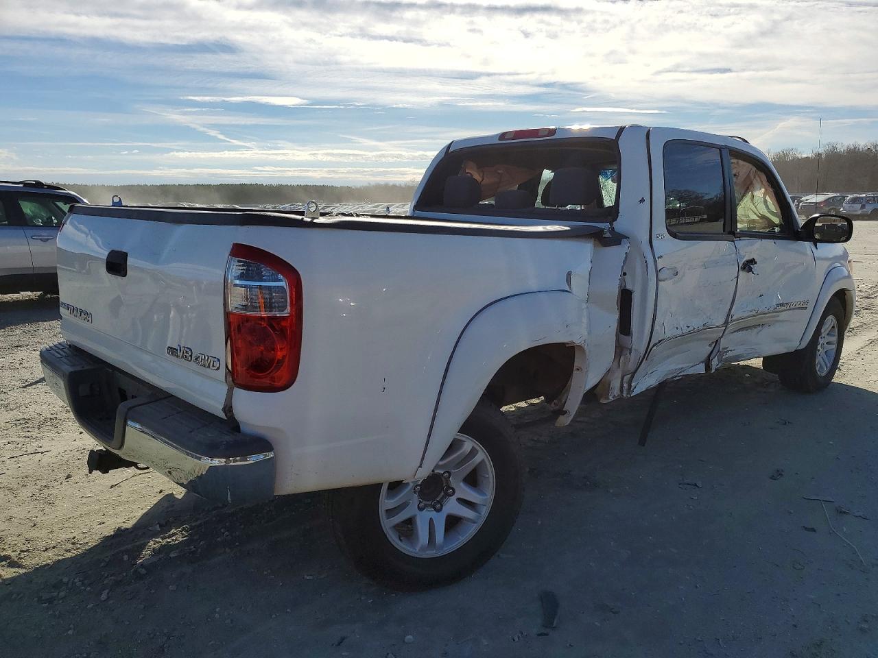 2006 TOYOTA TUNDRA DOUBLE CAB SR5 photo 3