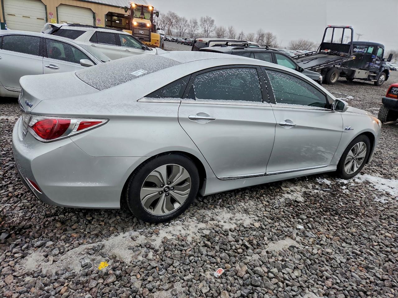 2013 HYUNDAI SONATA HYBRID photo 3