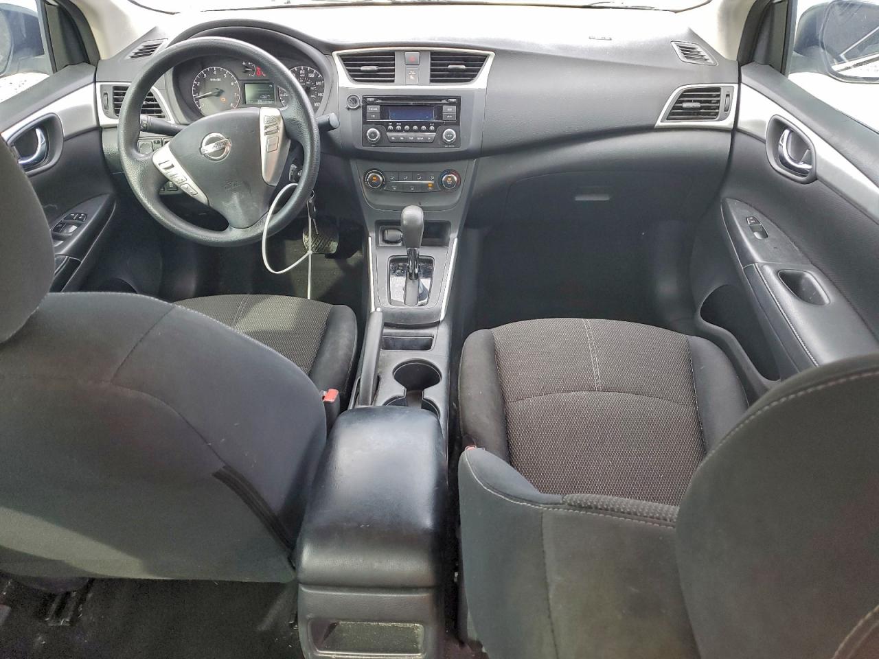 2016 NISSAN SENTRA S photo 8