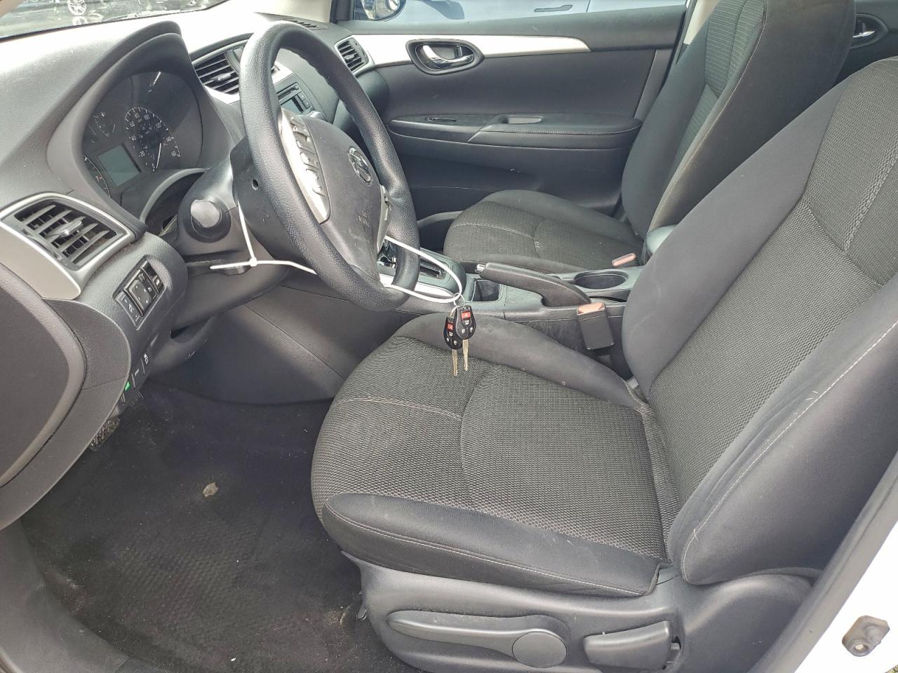 2016 NISSAN SENTRA S photo 7