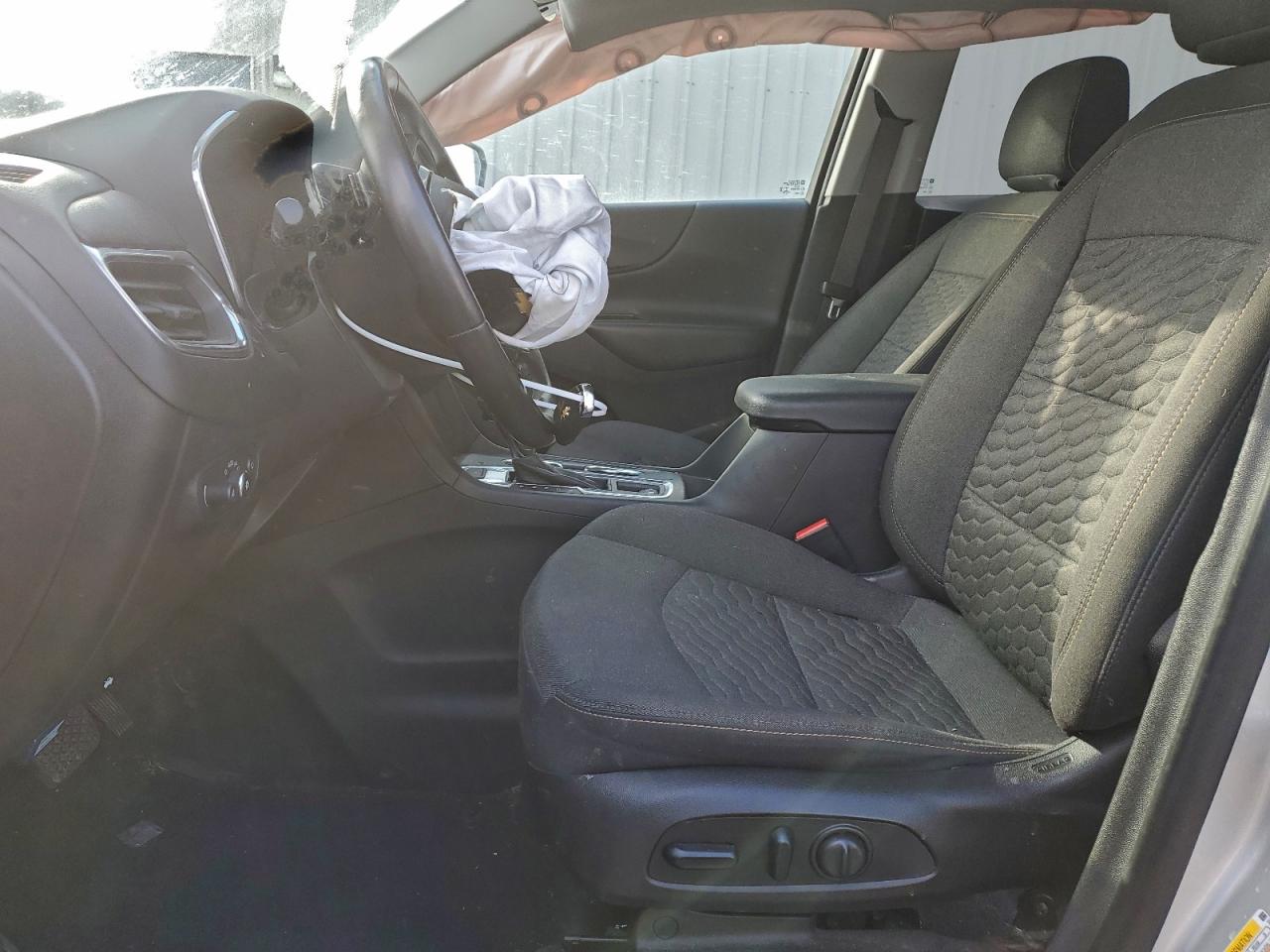 2021 CHEVROLET EQUINOX LT photo 13