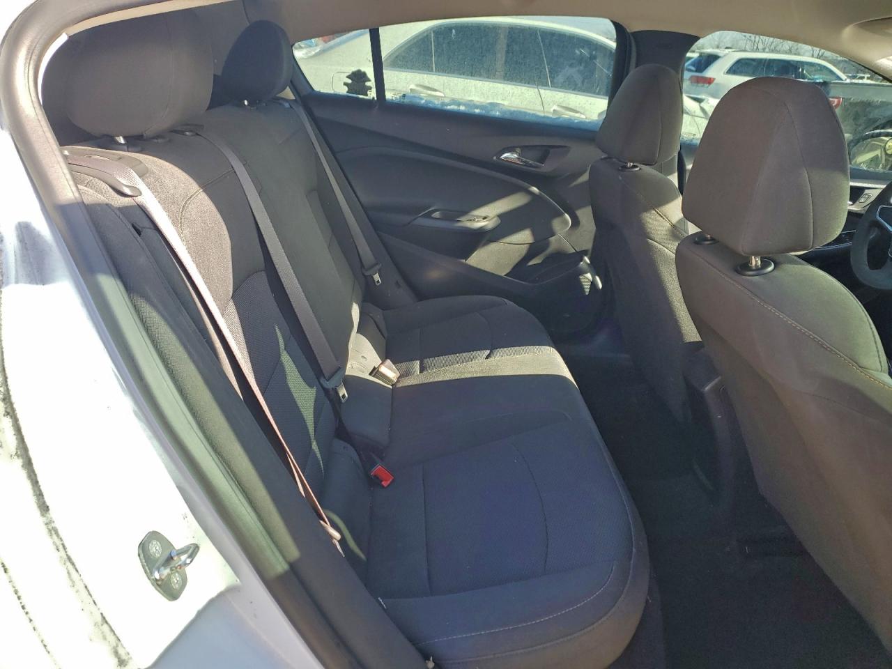 2017 CHEVROLET CRUZE LS photo 10