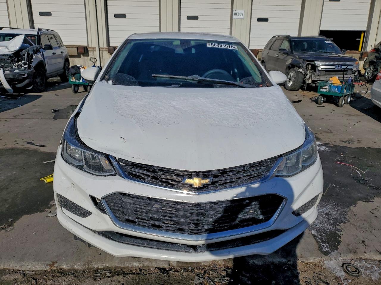2017 CHEVROLET CRUZE LS photo 5