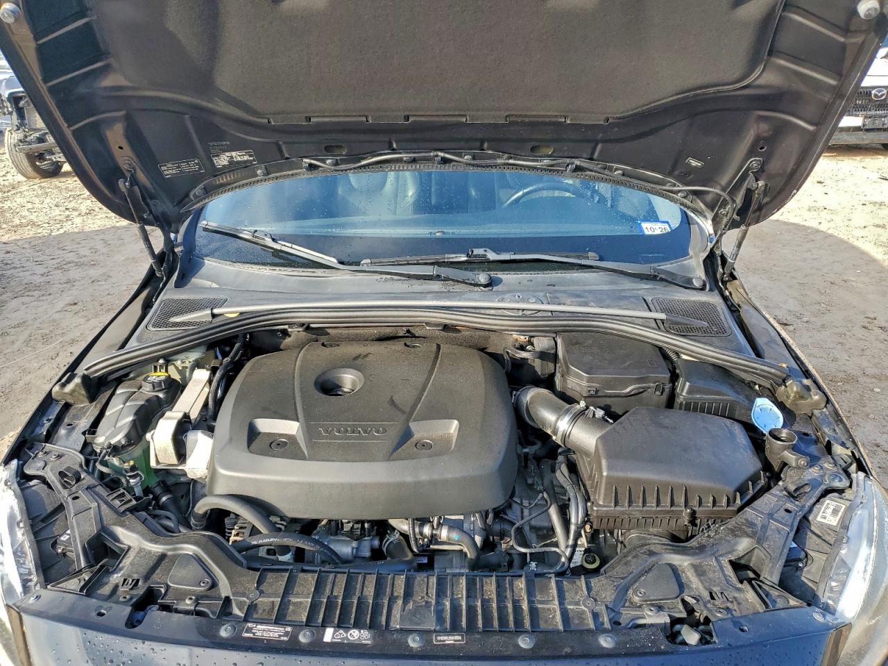 2017 VOLVO S60 photo 11