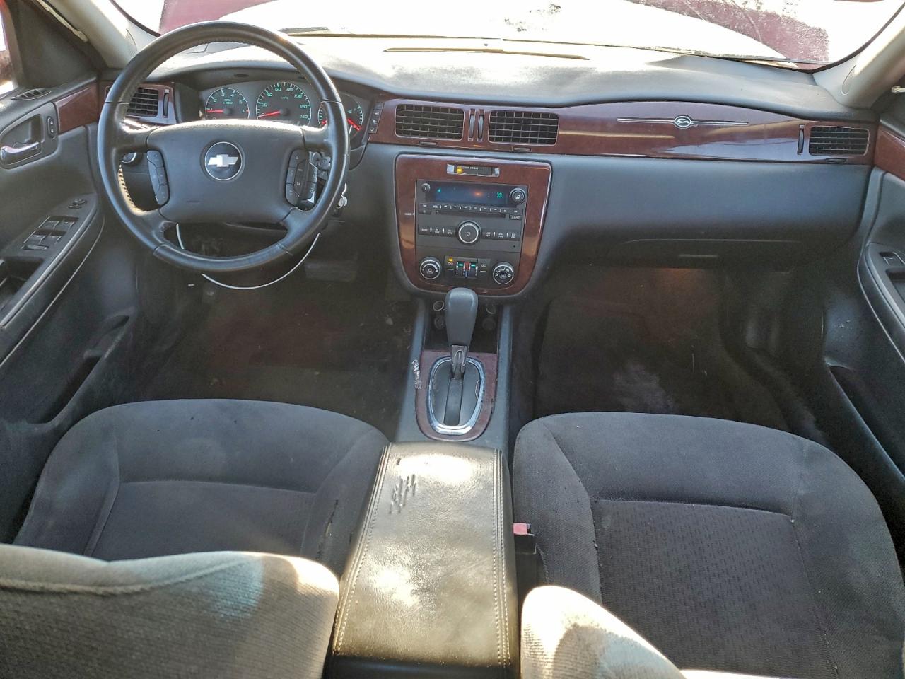 2010 CHEVROLET IMPALA LT photo 8
