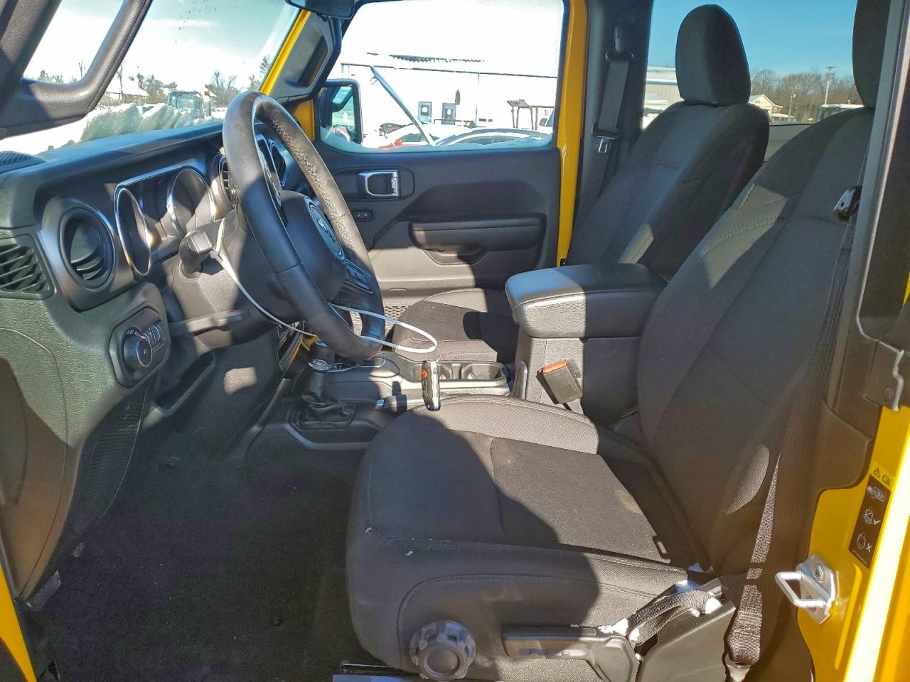 2021 JEEP WRANGLER SPORT photo 19