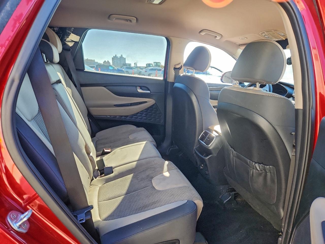 2019 HYUNDAI SANTA FE SEL photo 31