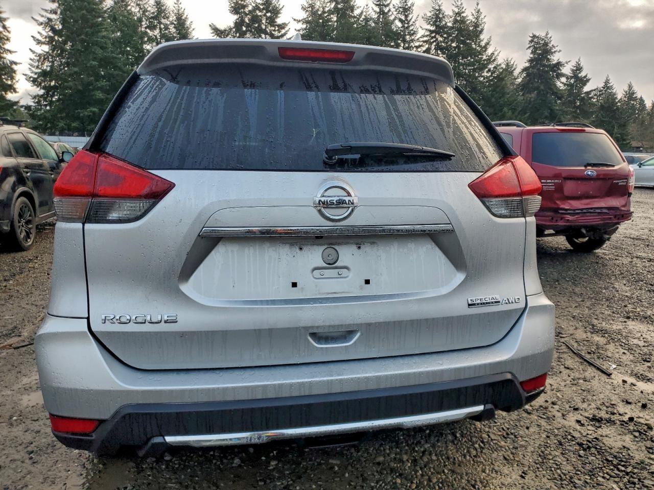 2019 NISSAN ROGUE S photo 11